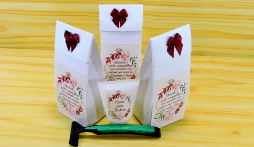 Lembrancinha de Casamento Barbeador e Creme Barba Padrinhos