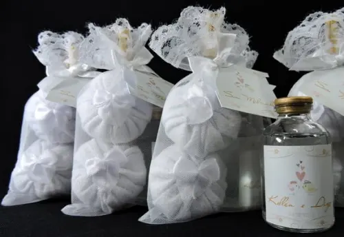 Lembrancinha de Casamento Dois Sachês e Mini Aromatizador