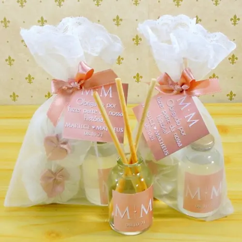 Lembrancinha de Casamento Dois Sachês e Mini Difusor Rosê