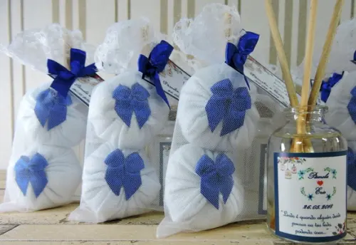 Lembrancinha de Casamento Dois Sachês e Mini Aromatizante