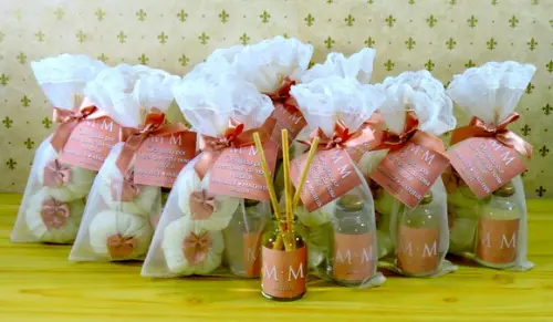 Lembrancinha de Casamento Dois Sachês e Mini Difusor Rosê
