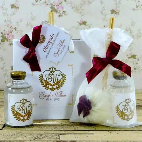 Lembrancinha de Casamento Mini Difusor de Varetas e Sachê