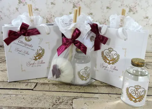 Lembrancinha de Casamento Mini Difusor de Varetas e Sachê