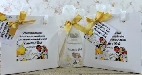 Lembrancinha de Casamento Mini Difusor na Sacolinha