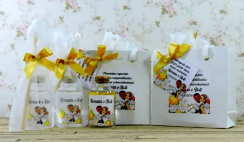 Lembrancinha de Casamento Mini Difusor na Sacolinha