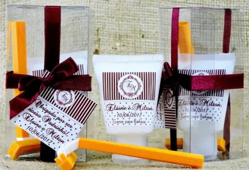 Lembrancinha de Casamento para Padrinhos Kit Barbear Marsala