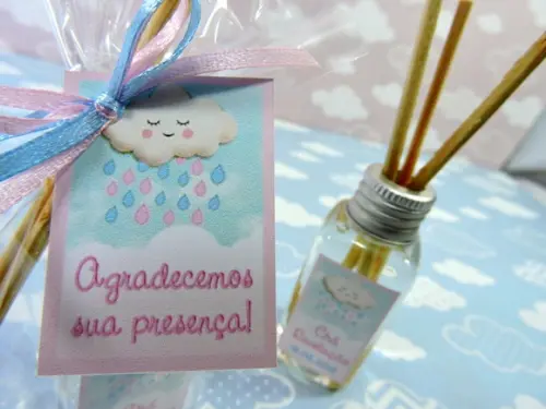 Lembrancinha de Chá de Revelação Mini Difusor Nuvenzinha