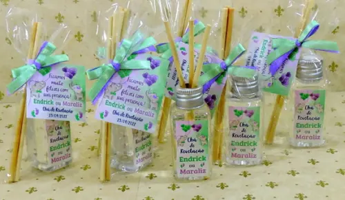 Lembrancinha de Chá de Revelação Mini Difusor Aromatizante