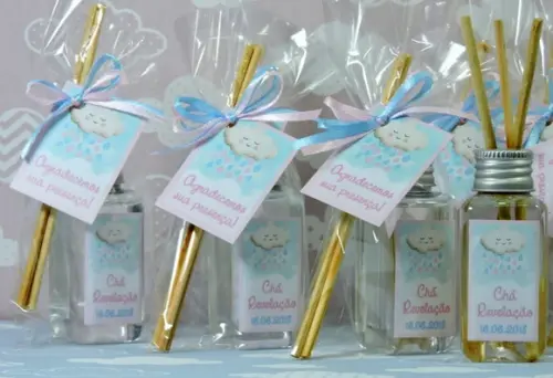 Lembrancinha de Chá de Revelação Mini Difusor Nuvenzinha