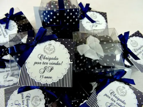 Lembrancinha de Debutante Sachê na Caixinha 15 Anos