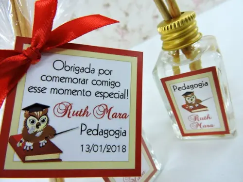 Lembrancinha de Formatura Mini Aromatizador 40 ml Pet