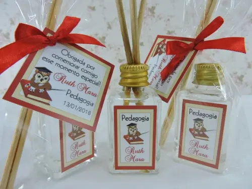 Lembrancinha de Formatura Mini Aromatizador 40 ml Pet
