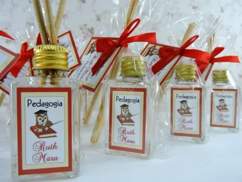 Lembrancinha de Formatura Mini Aromatizador 40 ml Pet