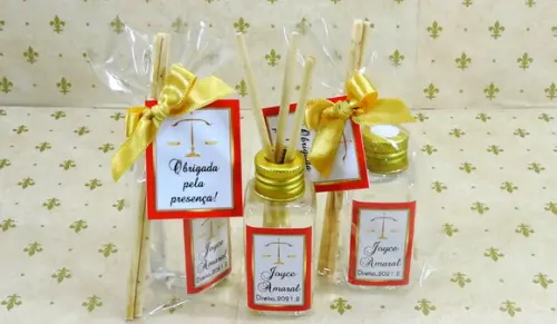 Lembrancinha de Formatura Mini Aromatizador Difusor Varetas