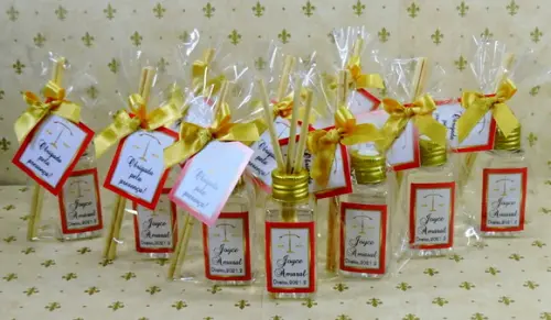 Lembrancinha de Formatura Mini Aromatizador Difusor Varetas