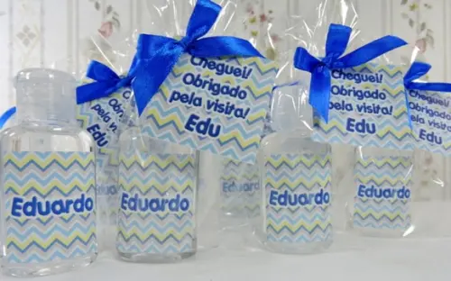 Lembrancinha de Maternidade Mini Álcool Gel no Saquinho