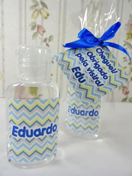 Lembrancinha de Maternidade Mini Álcool Gel no Saquinho