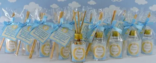 Lembrancinha de Maternidade Mini Aromatizador Coroa Dourada