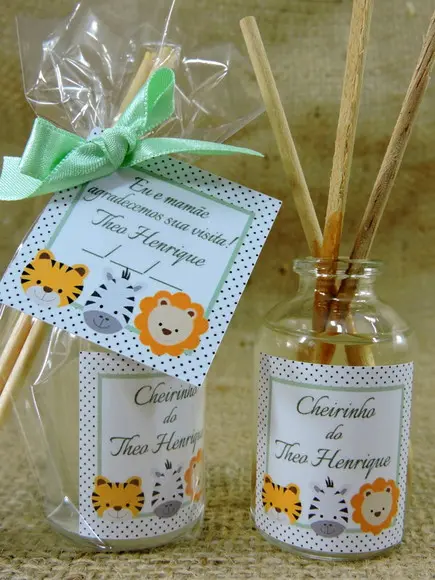 Lembrancinha de Maternidade Mini Aromatizador Safári