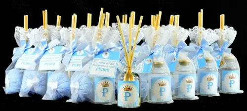 Lembrancinha de Nascimento Mini Aromatizador e Sachê