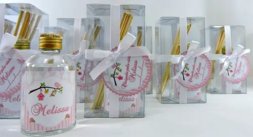 Lembrancinha de Nascimento Mini Aromatizador na Caixinha