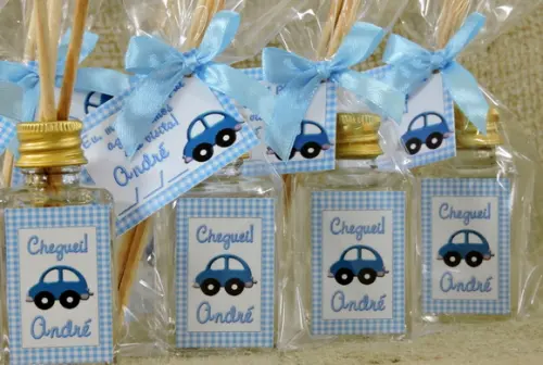 Lembrancinha de Nascimento Mini Aromatizante Carrinho