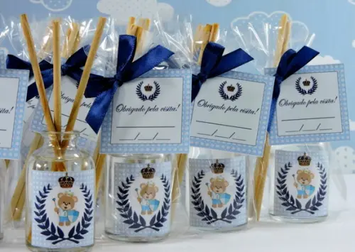 Lembrancinha de Nascimento Mini Aromatizador Príncipe Bebê