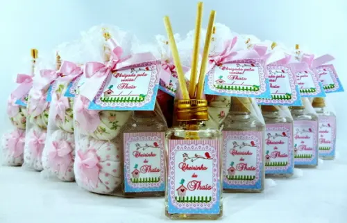 Lembrancinha de Nascimento Mini Difusor com Sachê Passarinho