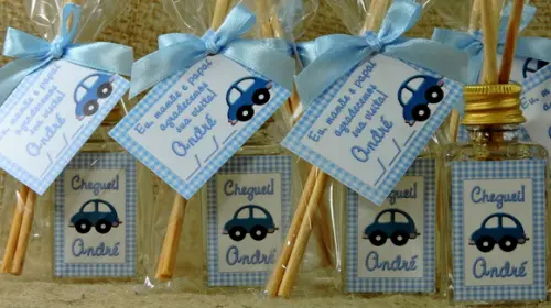 Lembrancinha de Nascimento Mini Aromatizante Carrinho