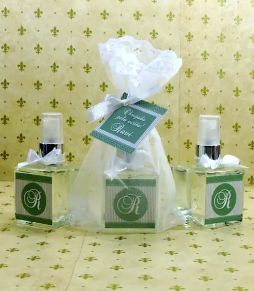 Lembrancinha de Nascimento Mini Home Spray Organza Cheirinho