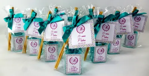 Lembrancinha Debutante Mini Aromatizador