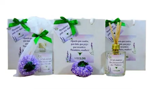 Lembrancinha do Dia da Mulher Mini Difusor de Varetas Sachê