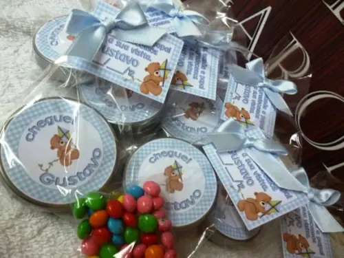 Lembrancinha Latinhas com Confeti