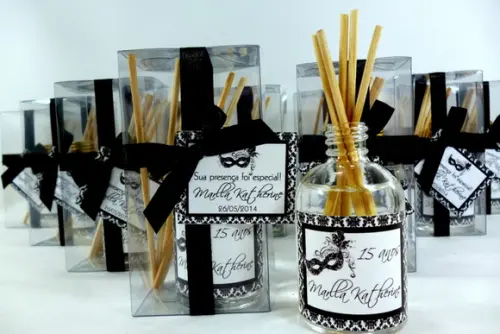 Lembrancinha Mini Aromatizador 15 Anos