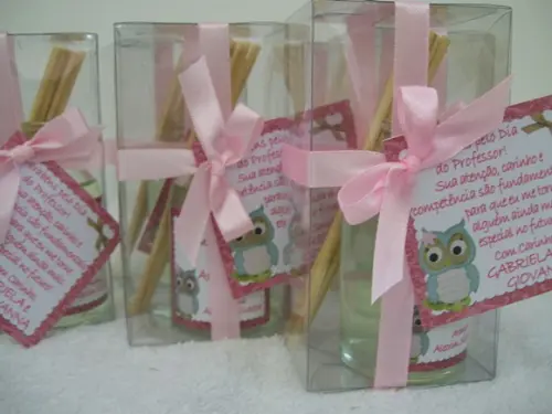 Lembrancinha Mini Aromatizador Corujinha