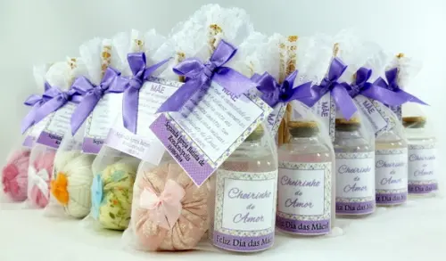 Lembrancinha Mini Aromatizador e Sachê