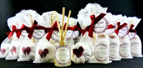 Lembrancinha Mini Aromatizador e Sachê