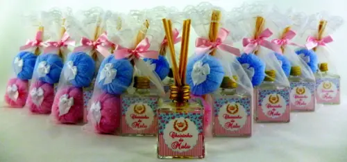 Lembrancinha Mini Aromatizador Varetas-rosa e Azul Coroa