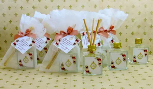 Lembrancinha Mini Aromatizante Difusor Cubo Vareta Casamento