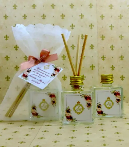 Lembrancinha Mini Aromatizante Difusor Cubo Vareta Casamento