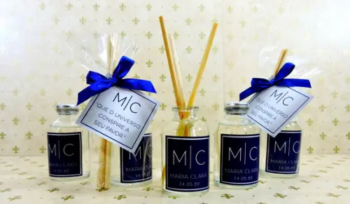 Lembrancinha Mini Aromatizante Difusor Varetas Aniversário