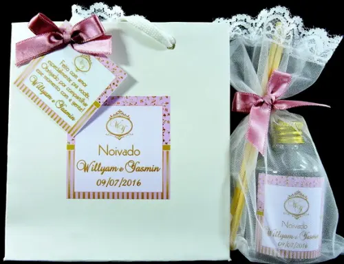 Lembrancinha Mini Aromatizante Noivado Casamento