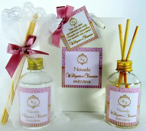 Lembrancinha Mini Aromatizante Noivado Casamento