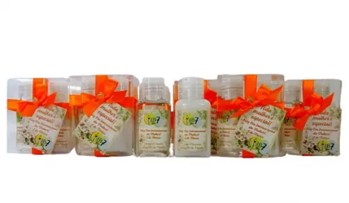 Lembrancinha Mini Kit Higiene Brinde do Dia da Mulher