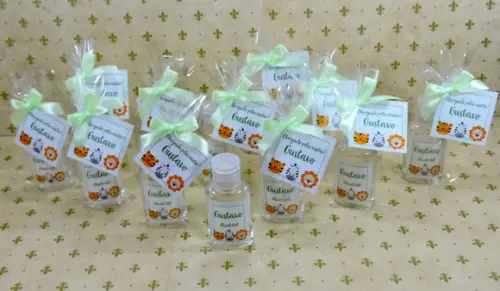 Lembrancinha Nascimento Álcool Gel no Saquinho Personalizada