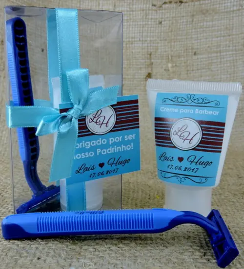 Lembrancinha para Padrinhos Kit de Barbear