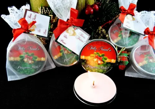 Lembrancinha Vela na Latinha na Organza