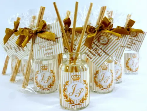 Mini Aromatizador - Coroa Dourada