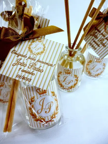 Mini Aromatizador - Coroa Dourada