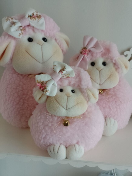 Trio Ovelhinha Pelúcia Rosa